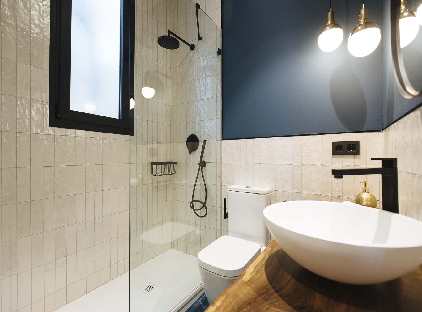 Conception de salle de bain - Bathroom Design – Magno Apartments