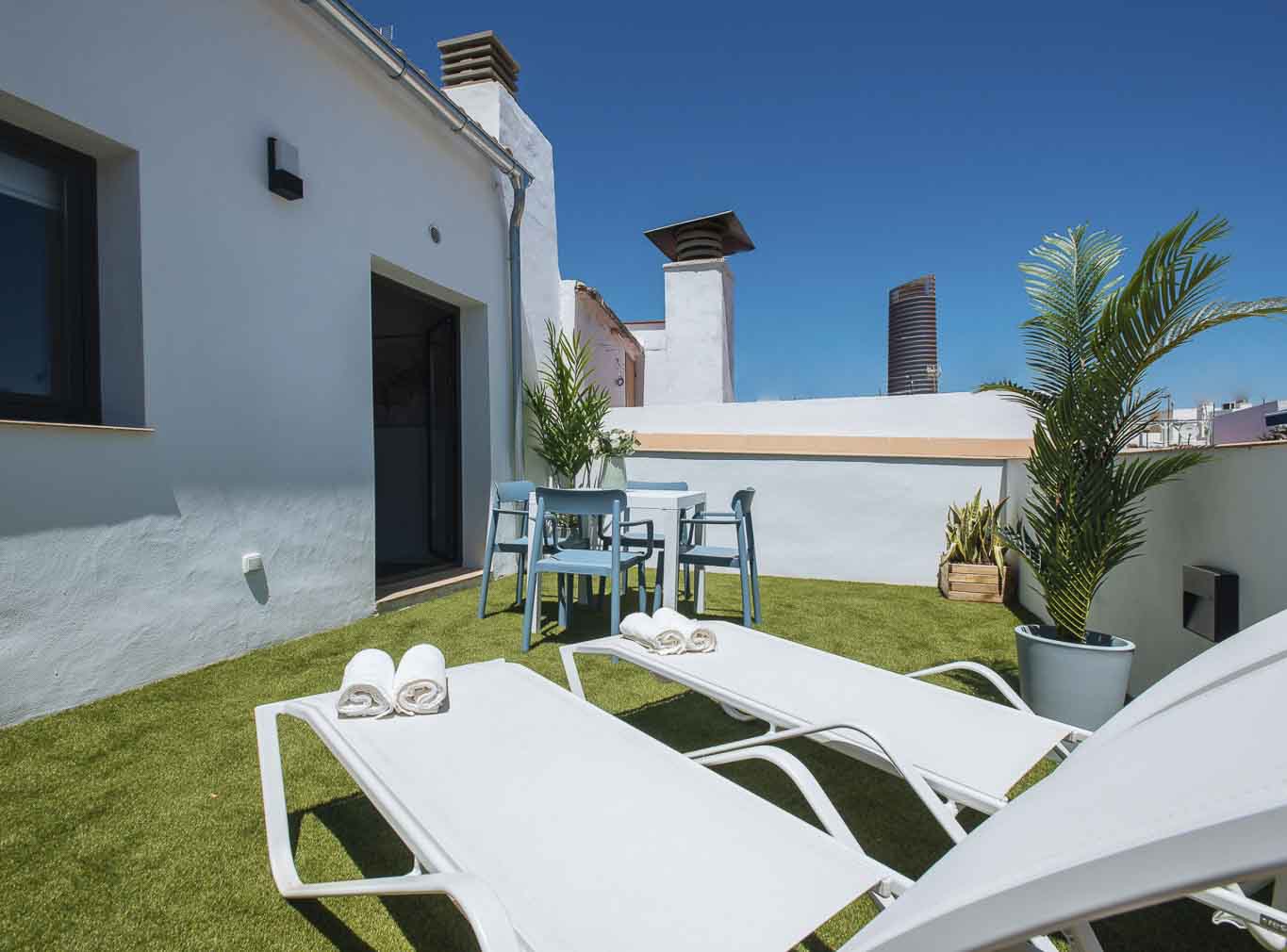 Tourist apartments with terrace in Seville